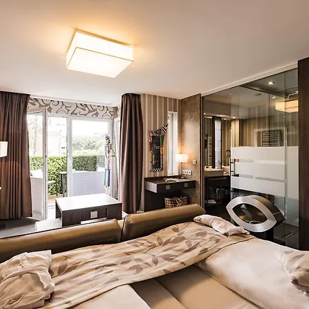 Kolb 4* לנגאוג